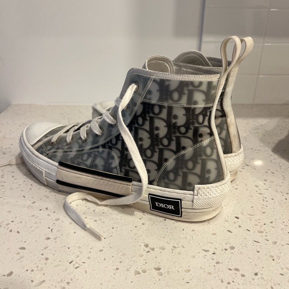 Dior Black and White High-Top Sneakers - Picture 4 of 9